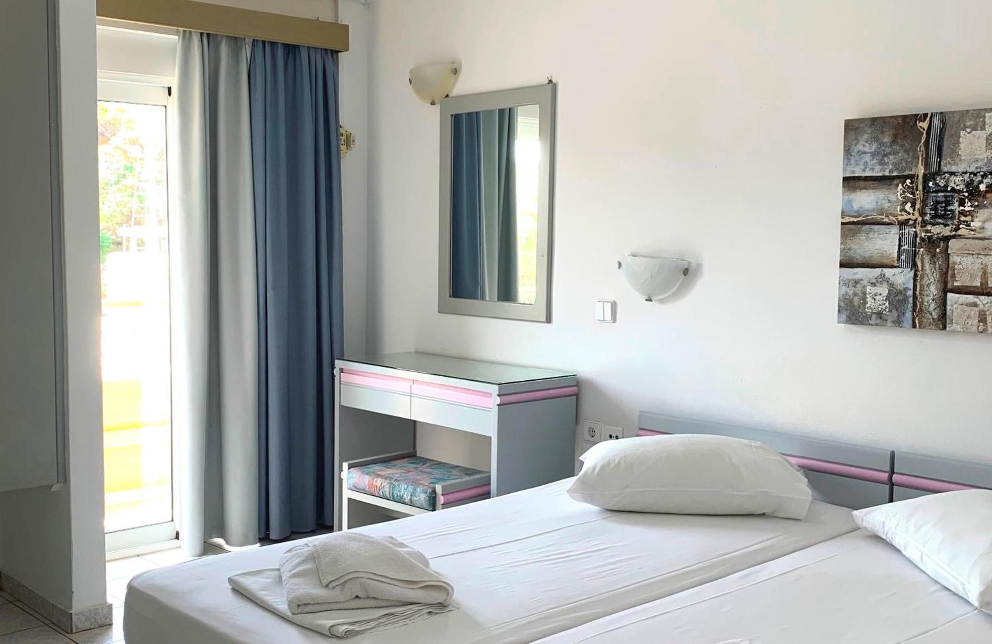 Platanés Ermis Suites الغرفة الصورة
